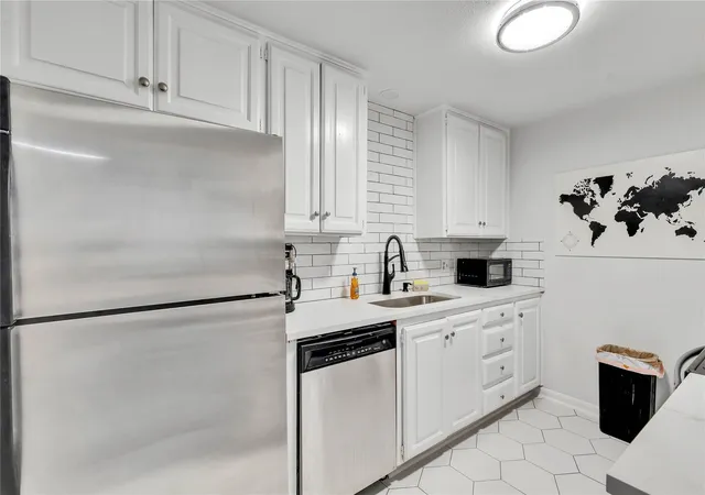2nd image of 2529 Rio Grande St #56, Austin, TX 78705 | MLS# 8442455