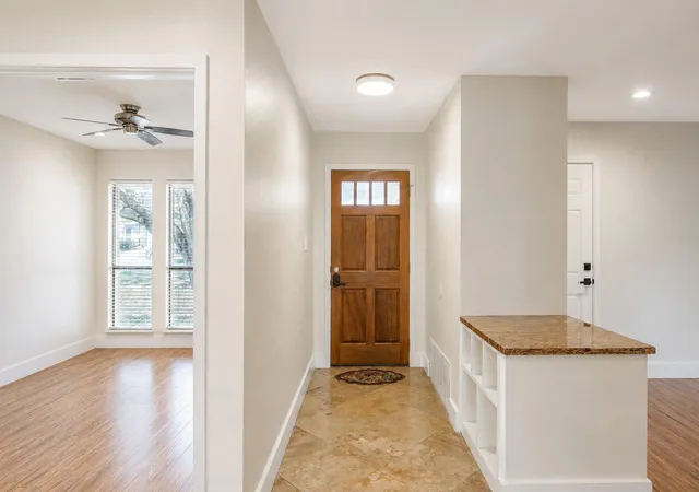 Photo 2 of Single family home for sale at 505 Chihuahua Trl, Austin, TX 78745 | MLS# 7502070 | Listing updated on 2026-08-24