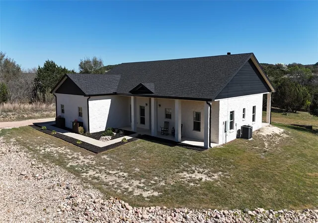 3rd image of 125 Westcreek Dr, Bertram, TX 78605 | MLS# 6165910