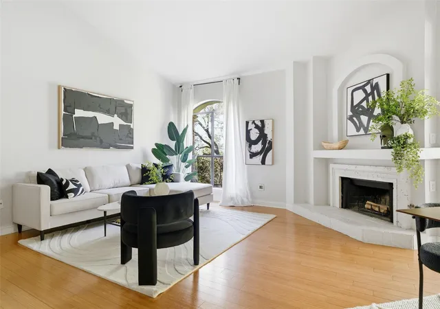 2nd image of 1000 Liberty Park Dr #204, Austin, TX 78746 | MLS# 3390631