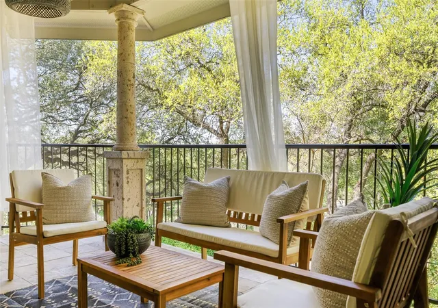 4th image of 1000 Liberty Park Dr, Austin, TX 78746