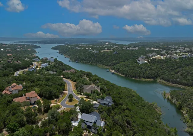 2nd image of 18849 Hidden Ridge Pl, Jonestown, TX 78645 | MLS# 6728916