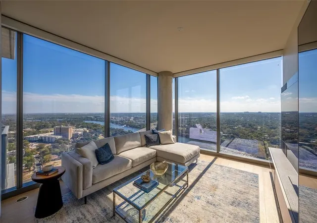 Photo 2 of Sale Pending at 44 East Ave #2610, Austin, TX 78701 | MLS# 6405164 | Listing updated on 2026-09-20