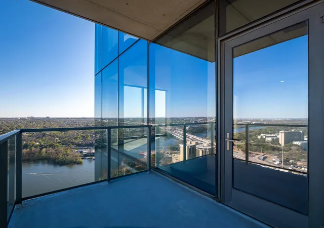 Photo 3 of Sale Pending at 44 East Ave #2610, Austin, TX 78701 | MLS# 6405164 | Listing updated on 2026-09-20