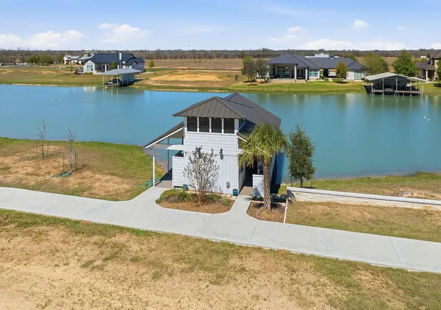 Homes for sale in Martindale, TX | 108 Lakeside Cv, Martindale, TX 78655 | MLS# 4997584