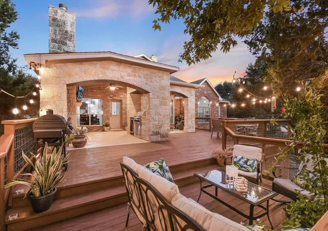 Photo 1 of Single family home for sale at 300 Wesley Ridge Dr, Spicewood, TX 78669 | MLS# 8724468 | Listing updated on 2026-08-31