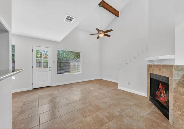 5th image of 512 Eberhart Ln #203, Austin, TX 78745 | MLS# 8215542