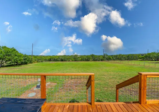 Photo 4 of Sale Pending at 160 Indian Trl, Lockhart, TX 78644 | MLS# 4341114 | Listing updated on 2026-09-19