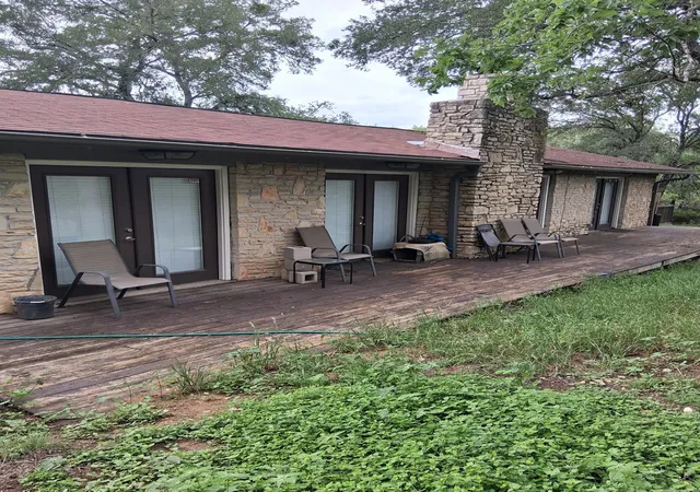 Homes for sale in Wimberley, TX | 2 Acacia Dr, Wimberley, TX 78676 | MLS# 5834358