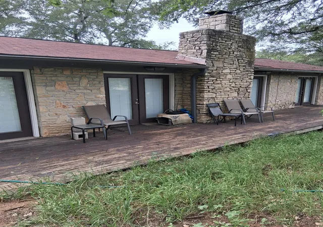 Homes for sale in Wimberley, TX | 2 Acacia Dr, Wimberley, TX 78676 | MLS# 5834358