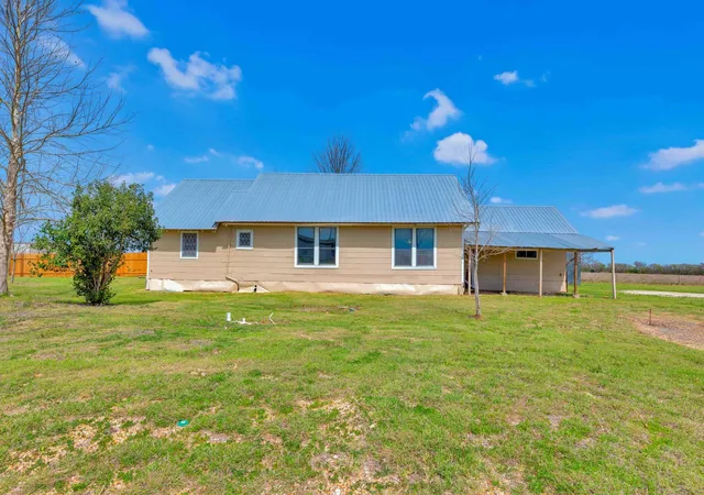 Photo 3 of Single family home for sale at 10001 Fm 1331, Taylor, TX 76574 | MLS# 8744562 | Listing updated on 2026-10-07