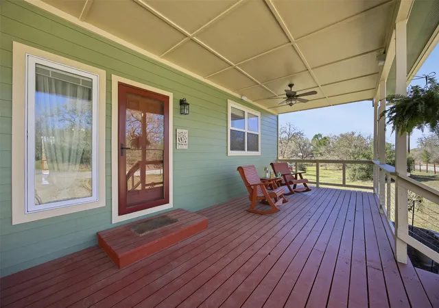4th image of 123 Meadowood Dr, Elgin, TX 78621 | MLS# 4574077