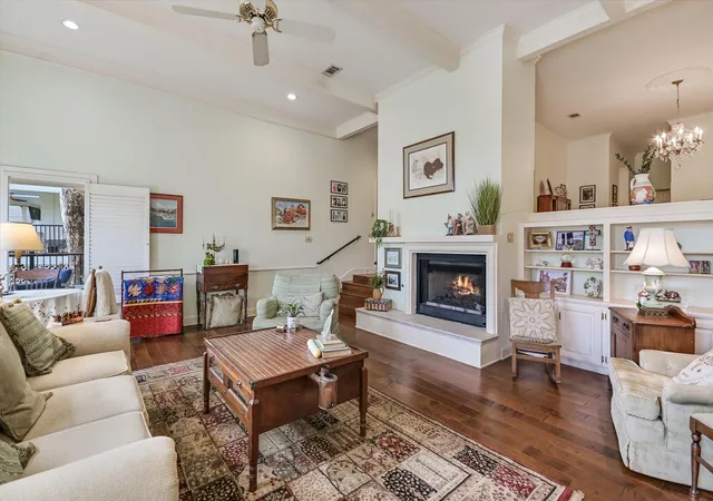 2nd image of 3907C Belmont Park Dr Belmont Park Dr Dr, Austin, TX 78746