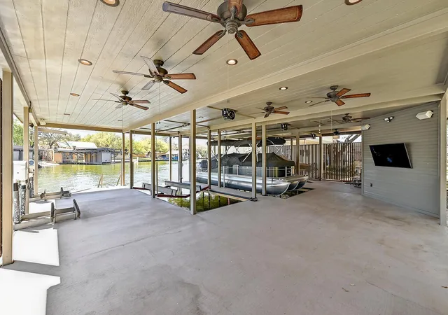 Homes for sale in Kingsland, TX | 2210 Fredwoods Dr, Kingsland, TX 78639 | MLS# 1924445