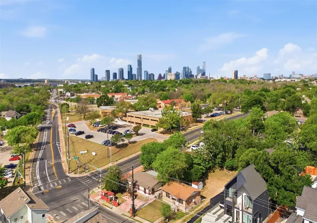 1st image of 2900 Webberville Rd, Austin, TX 78702 | MLS# 1159628