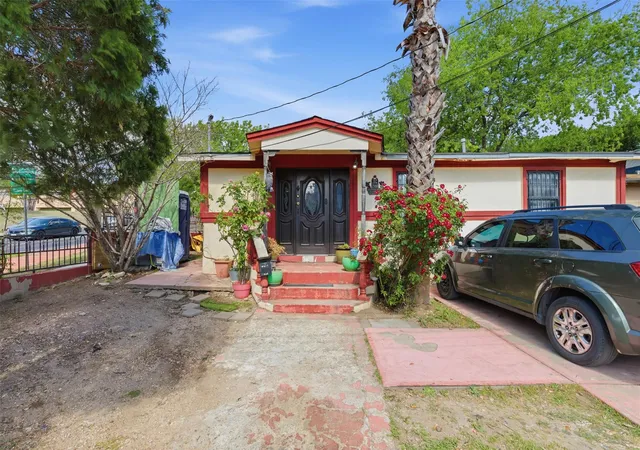 5th image of 2900 Webberville Rd, Austin, TX 78702 | MLS# 1159628