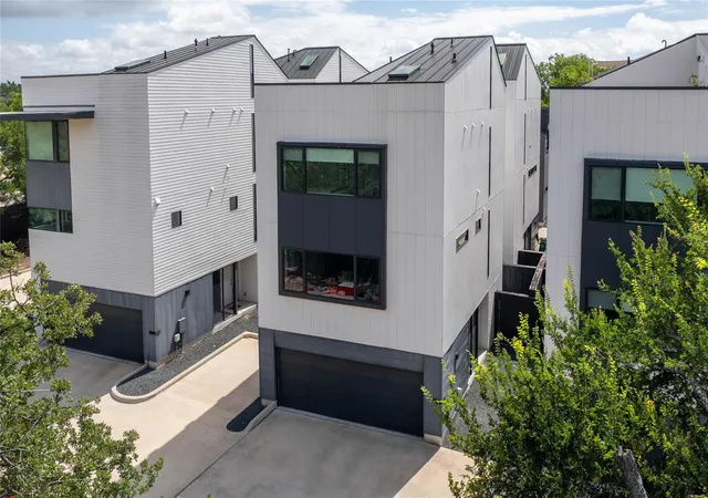 15th image of 3406 E 17th St #5, Austin, TX 78721 | MLS# 6990834