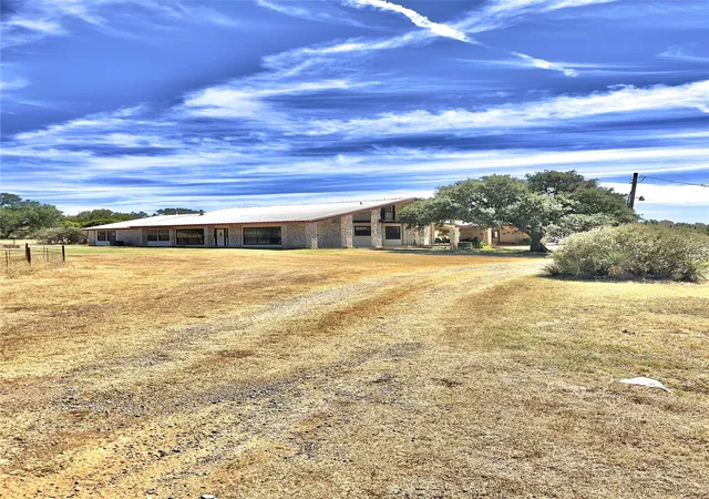 1st image of 313 Rawhide Rd, Burnet, TX 78611 | MLS# 7550636