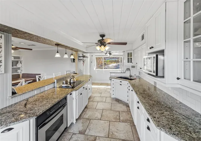 Photo 2 of Single family home for sale at 798 Fawn Trl, Canyon Lake, TX 78133 | MLS# 6723957 | Listing updated on 2026-07-30