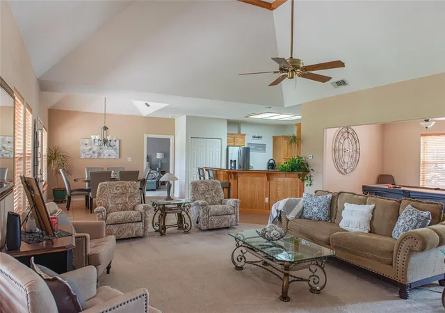 3rd image of 105 Wallace Riddell Dr, Burnet, TX 78611 | MLS# 5372661