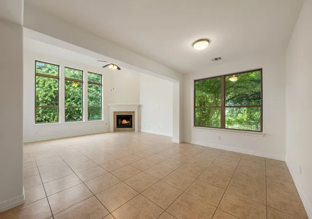 Photo 4 of Single family home for sale at 2201 Quarry Loop, Leander, TX 78641 | MLS# 3417900 | Listing updated on 2026-08-31