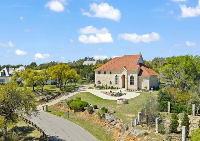 2nd image of 2180 La Ventana Pkwy, Driftwood, TX 78619 | MLS# 5736634