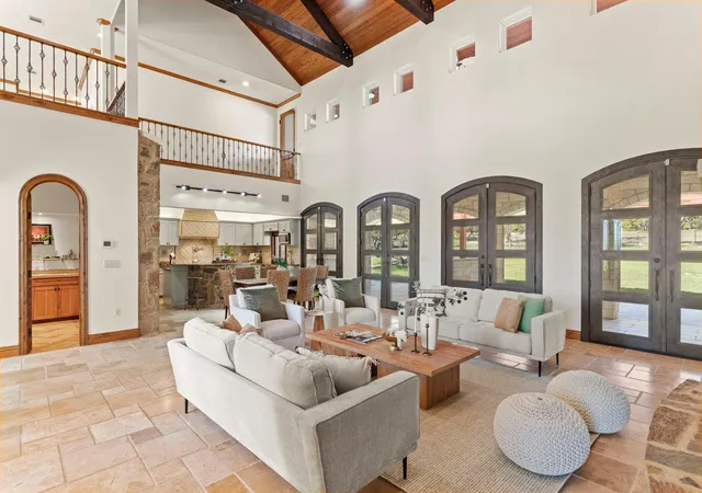 Photo 2 of Mansion for sale at 2180 La Ventana Pkwy, Driftwood, TX 78619 | MLS# 5736634 | Listing updated on 2026-08-30