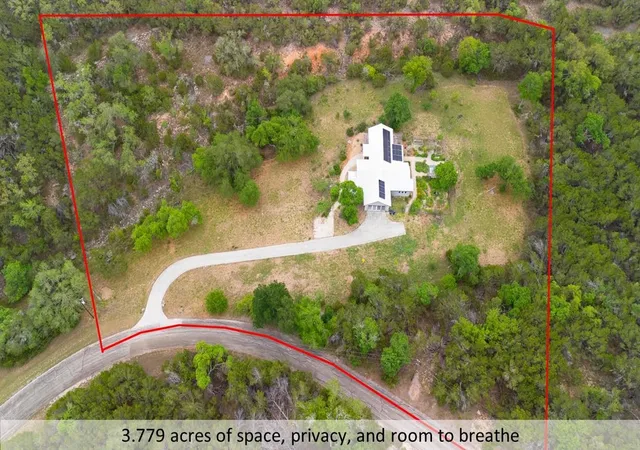 Photo 3 of Single family home for sale at 408 Stonegate Ln, Dripping Springs, TX 78620 | MLS# 8773543 | Listing updated on 2026-09-15