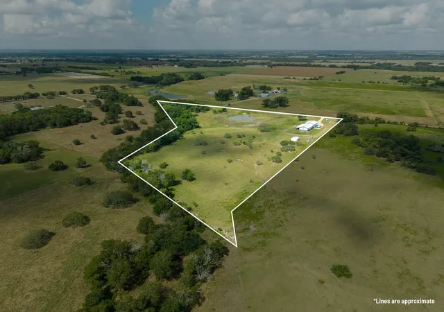 Homes for sale in Schulenburg, TX | 7047 Falke Heinrich Rd, Schulenburg, TX 78956 | MLS# 7996956
