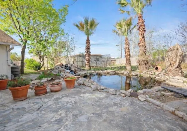 37th image of 8102 Furness Cv, Austin, TX 78753 | MLS# 9395222