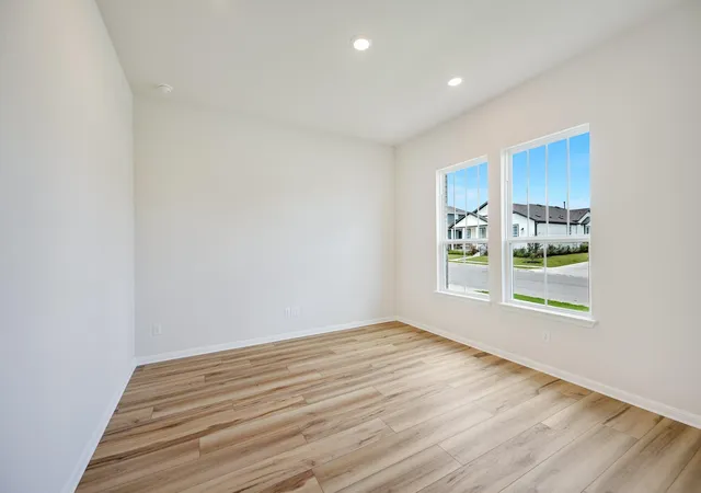 3rd image of 8517 Dongan Dr, Austin, TX 78744 | MLS# 6670078