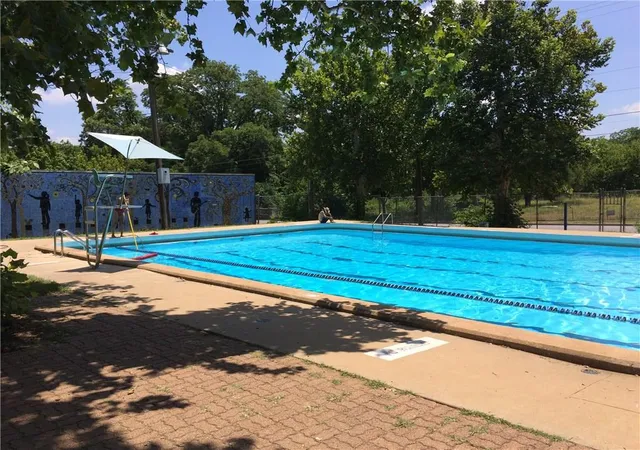 image of 202 E 45Th St, Austin, TX 78751