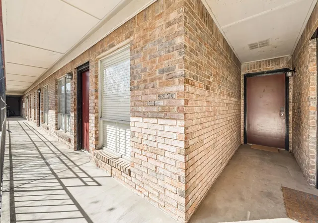 Photo 1 of Condo for sale at 2207 Leon St #307, Austin, TX 78705 | MLS# 6874773 | Listing updated on 2026-07-19