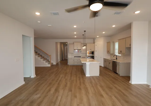 4th image of 348 Big Banyan Dr, Dripping Springs, TX 78620 | MLS# 1939226