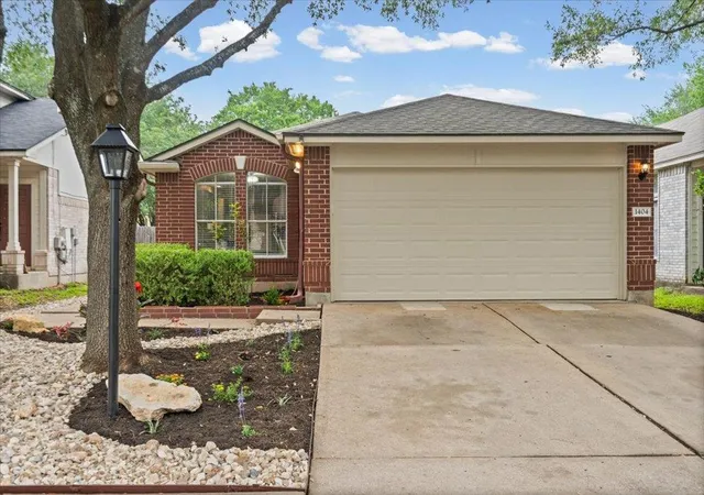 Photo 2 of Single family home for sale at 1404 Sir Thopas Trl, Austin, TX 78748 | MLS# 8960643 | Listing updated on 2026-09-20