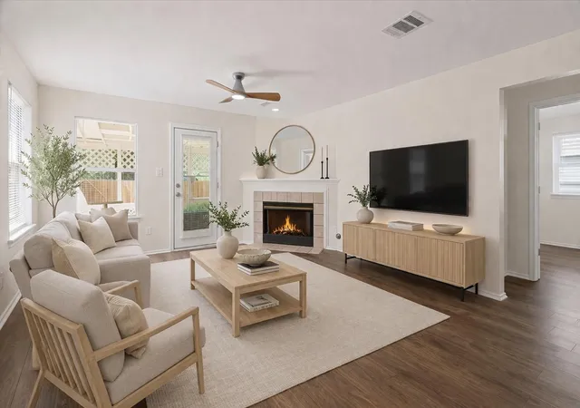 Photo 3 of Single family home for sale at 1404 Sir Thopas Trl, Austin, TX 78748 | MLS# 8960643 | Listing updated on 2026-09-20