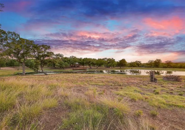 2nd image of 762 Karisch Rd, Giddings, TX 78942 | MLS# 9043176