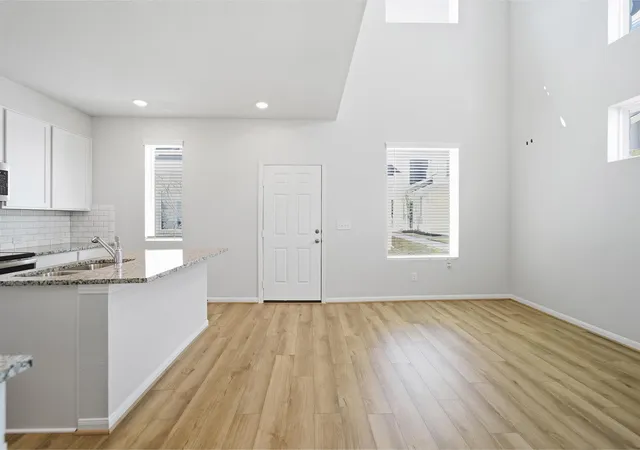 4th image of 500 Municipal Dr #301, Leander, TX 78641 | MLS# 5090582