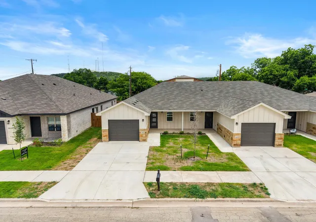 Homes for sale in Copperas Cove, TX | 410 W Avenue C, Copperas Cove, TX 76522 | MLS# 4961516