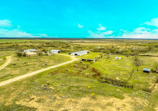 Photo 4 of House for sale at 117 Private Rd 541, Lohn, TX 76852 | MLS# 3661825 | Listing updated on 2026-06-28