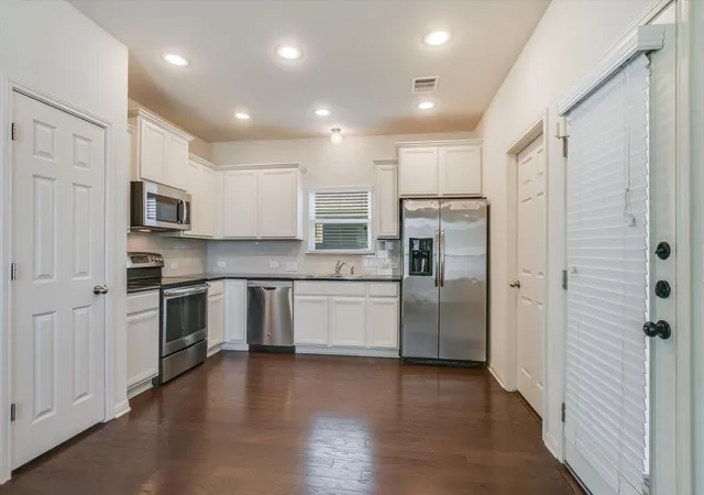 3rd image of 18418 Mammoth Cave Blvd, Pflugerville, TX 78660 | MLS# 5826418