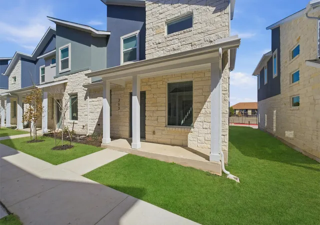 Photo 3 of Townhouse for sale at 500 Municipal Dr #303, Leander, TX 78641 | MLS# 5952302 | Listing updated on 2026-08-27