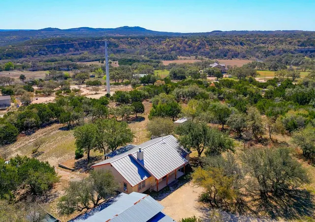 2nd image of 1129 Lonesome Loop, Blanco, TX 78606 | MLS# 3868265