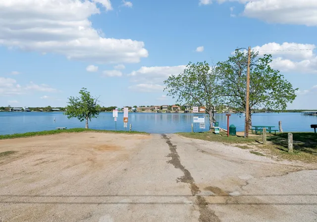 Homes for sale in Granite Shoals, TX | 619 Clear Cove Dr, Granite Shoals, TX 78654 | MLS# 4497936