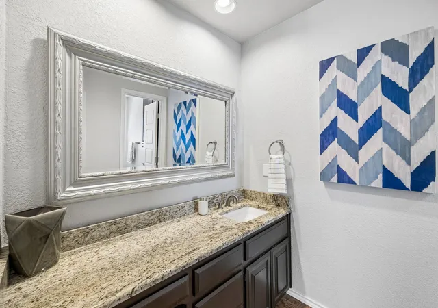 Homes for sale in Horseshoe Bay, TX | 101 Island Dr, Horseshoe Bay, TX 78657 | Houzeo