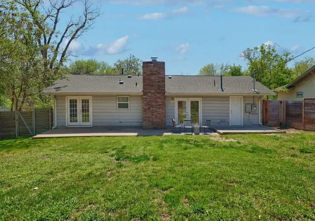 25th image of 1704 Alleghany Dr, Austin, TX 78741 | MLS# 7529584