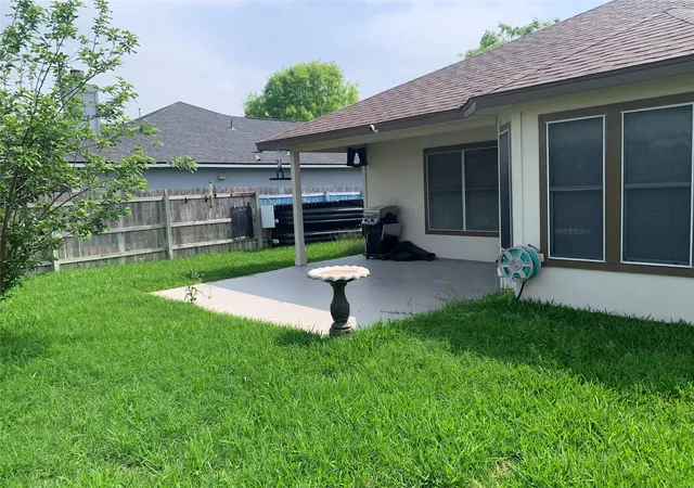 11th image of 150 Elmer Cv, Kyle, TX 78640 | MLS# 1724352