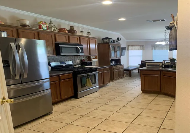 4th image of 150 Elmer Cv, Kyle, TX 78640 | MLS# 1724352