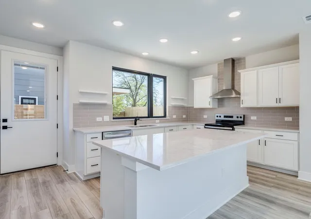Photo 4 of Single family home for sale at 206 E Wonsley Dr #1, Austin, TX 78753 | MLS# 3231201 | Listing updated on 2026-08-20