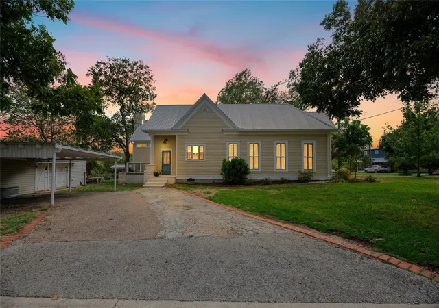 Homes for sale in Georgetown, TX | 403 E 4th St S, Georgetown, TX 78626 | MLS# 1388468